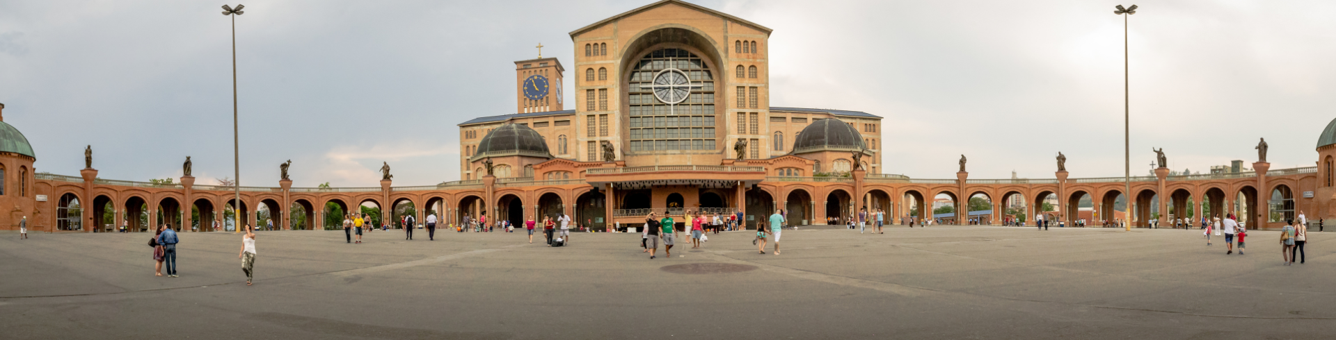 Aparecida com Guaratinguet�